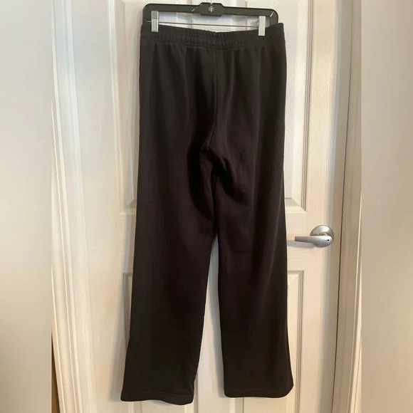 Adidas black Wide Leg Jogging pants size YXL‎ in EUC - Picture 4 of 8